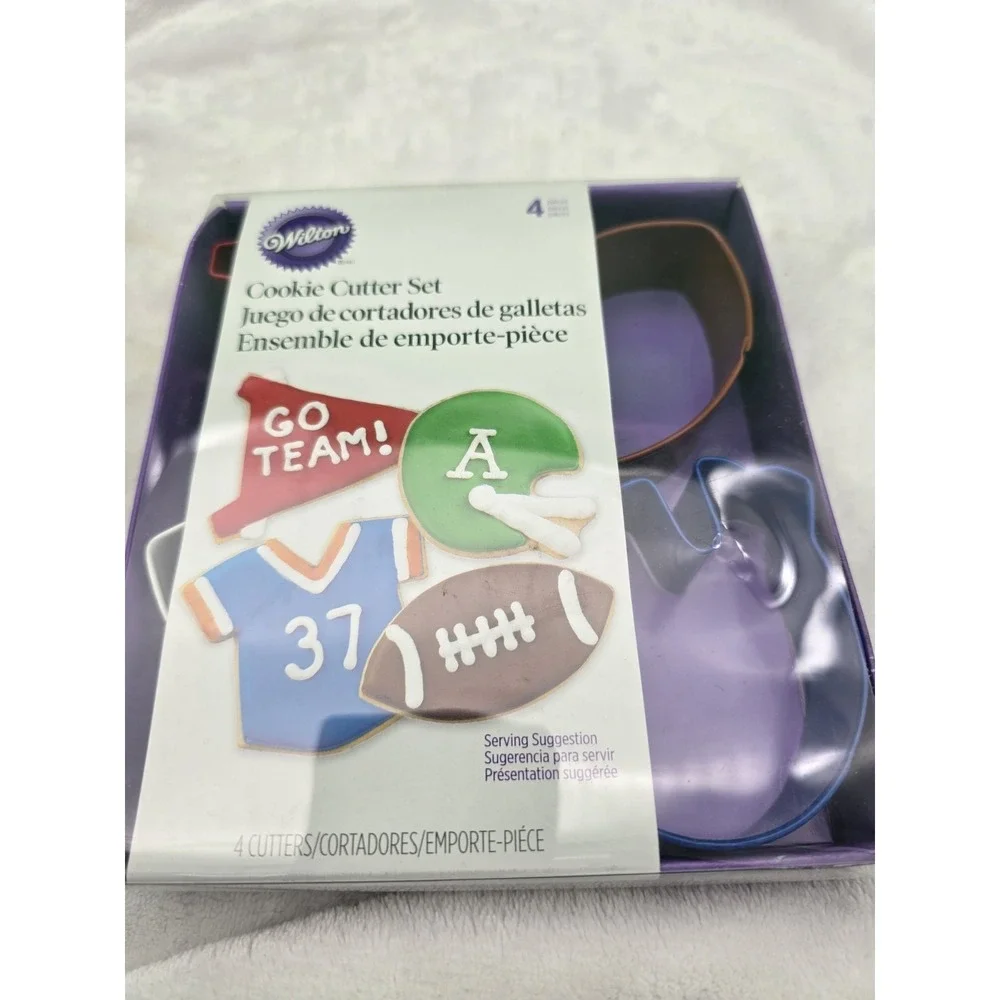Wilton Cookie Cutter Cutters Metal Set Lot of 4 Football Helmet Jersey‎ Banner